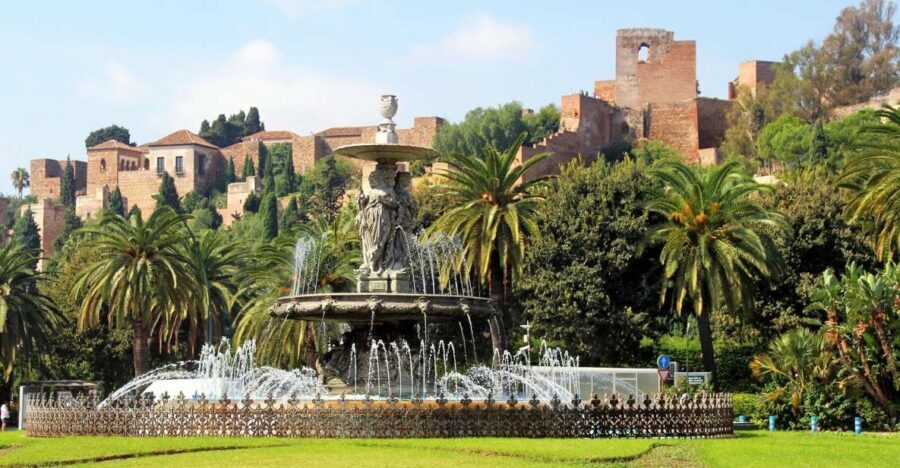 Málaga: 3-Hour Complete Walking Tour with Tickets - The Experience in Detail: Is It Worth It?