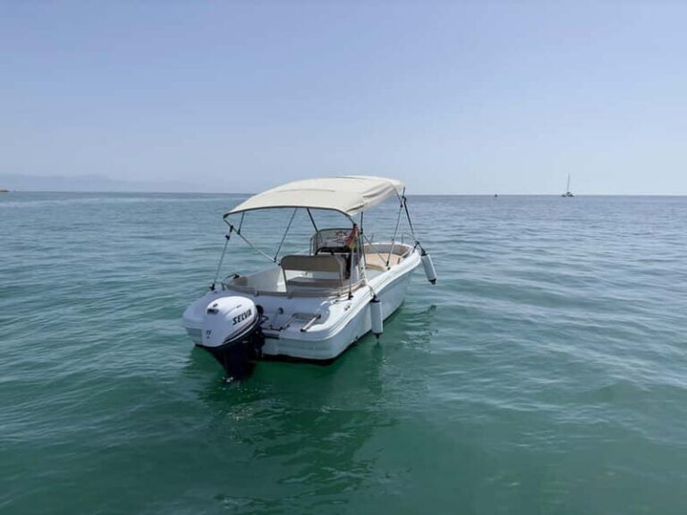 Malaga: Boat rentals without a license - What the Experience Looks Like