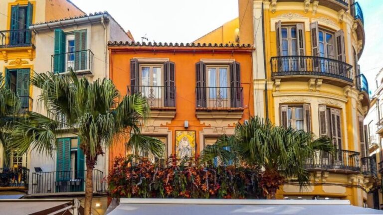 Malaga: Capture the most Photogenic Spots with a Local - Exploring Malaga’s Iconic and Hidden Gems