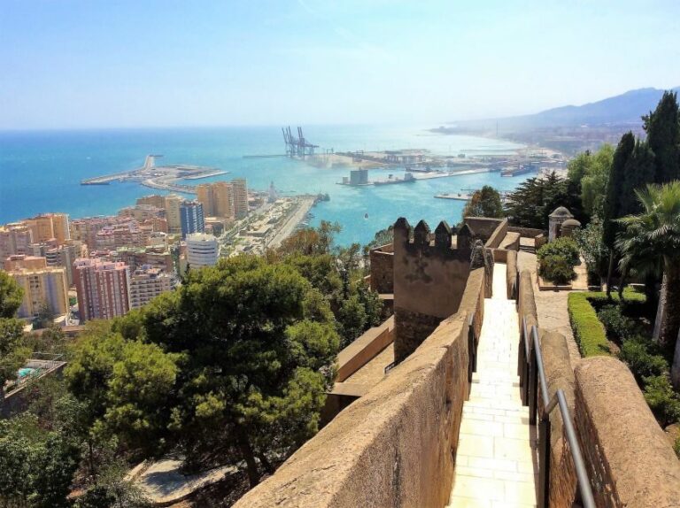 Malaga: group walking tour - What Makes This Tour Stand Out