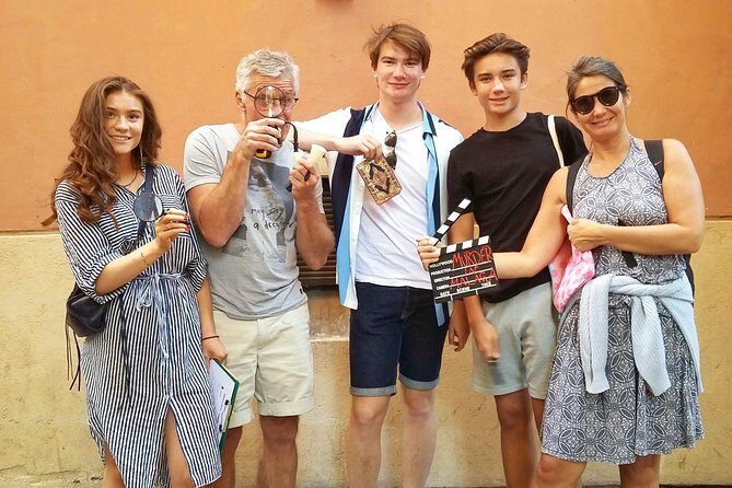 Málaga: Private Sightseeing Treasure Hunt - The Experience: Pros and Cons