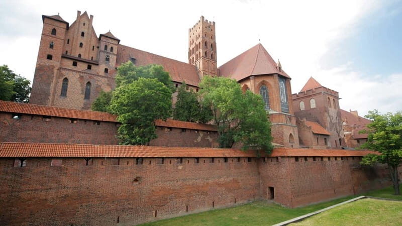 MALBORK: Castle of the Teutonic Oder from Warsaw - private - Who This Tour Is Perfect For