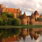 Malbork Castle Tour: 6-Hour Private Tour - Inside the Castle: What Youll See and Learn
