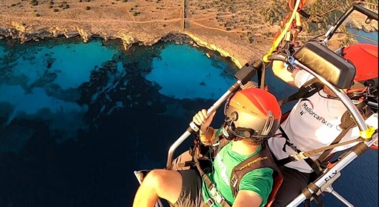 Mallorca: Paratrike Flight with Acrobatics and Engine Stop - The Thrill of Acrobatics and Engine Stops