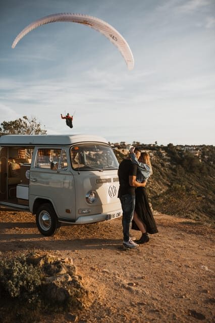 Mallorca: Vintage Sunset tour by the sea with a picnic - Who Will Love This Tour?