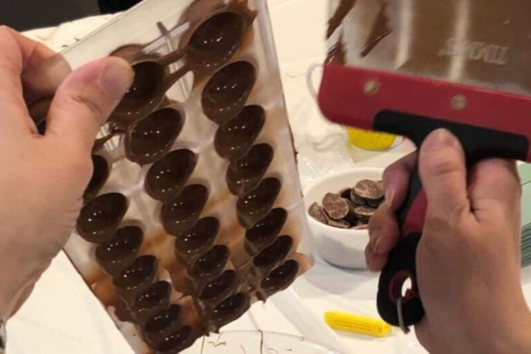 Manchester: Chocolate Praline (Bonbon) Making Class - The Experience from Real Perspectives