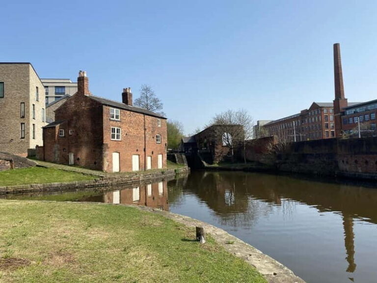 Manchester: Private Food Tour with a Local Guide - The Value of a Private Tour