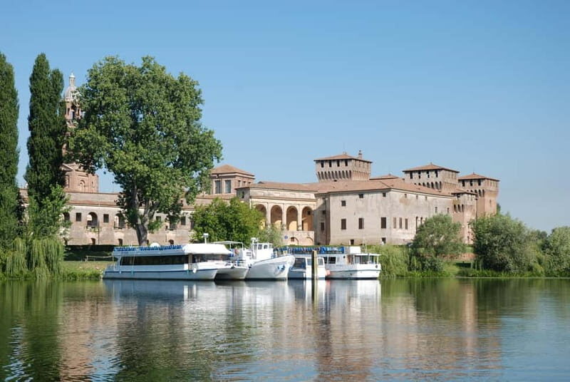 Mantua: Guided Panoramic Boat Tour "City, Lakes, and Natural Park" - Who Should Consider This Tour?