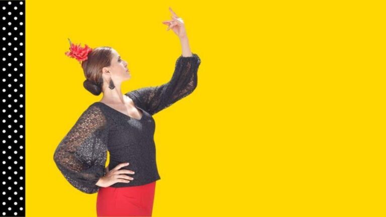 Marbella: 1-Hour Flamenco Dance Class with a Spanish Teacher - The Experience in Detail