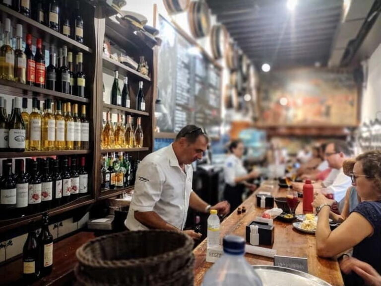 Marbella: Hidden Taverns, Tapas & Wine in the Old Town - The Experience Through the Lens of Reviews