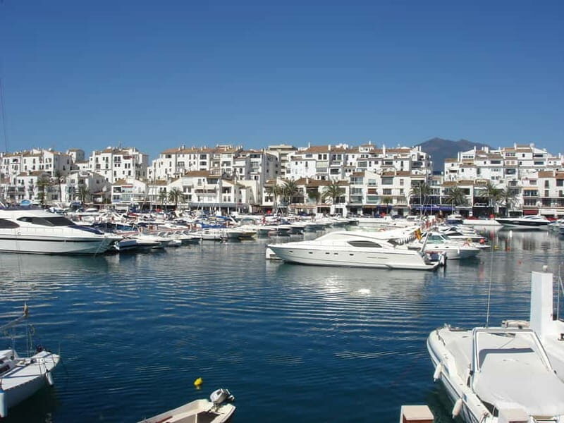 Marbella Old Town Tour & Boattrip to Puerto Banús - The Catamaran Sail to Puerto Banús