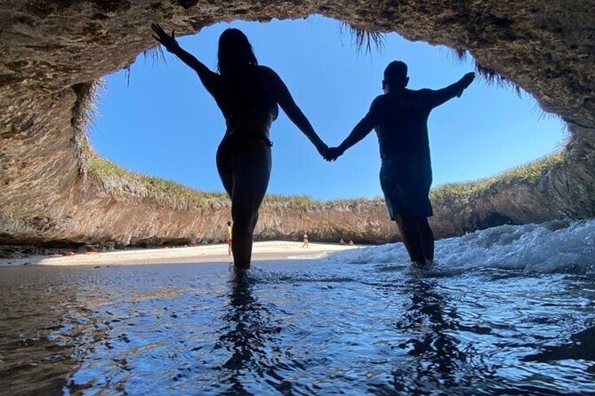 Marietas Islands Tour: enter the hidden beach 100% GUARANTEED - The Experience Quality and Guides