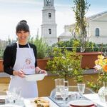 Market tour and lunch or dinner at a local's home in Civitavecchia - Who is this experience best for?