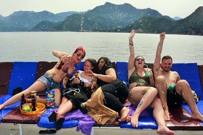 Marmaris Booze Cruise With Ultra All Inclusive Drinks & BBQ Lunch - What the Reviews Say
