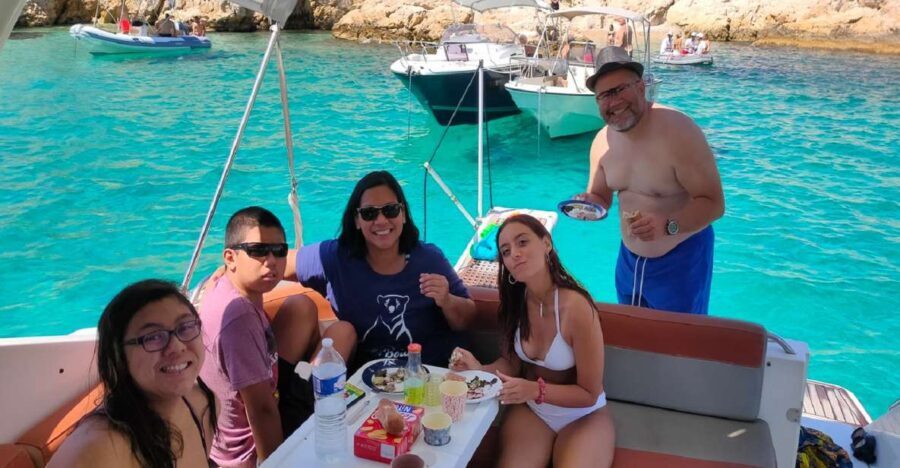 Marseille: Day Boat Ride in the Calanques with Wine Tasting - The Details: Transportation, Group Size & Duration