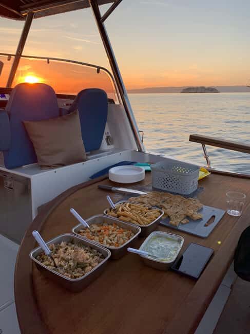 Marseille: Sunset Boat Cruise with Buffet and Organic wine - The Itinerary in Detail