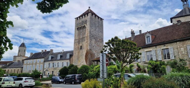 Martel: Guided Tour with a Tour Guide - The Market Days Bonus