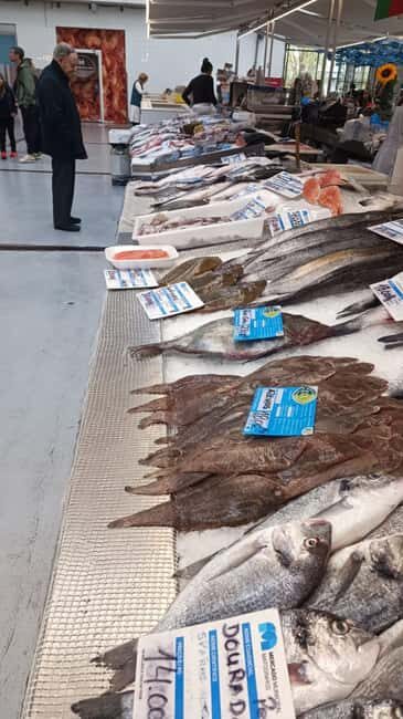 Matosinhos: Have lunch with fresh fish you choose at the market - The Food and Dining Experience