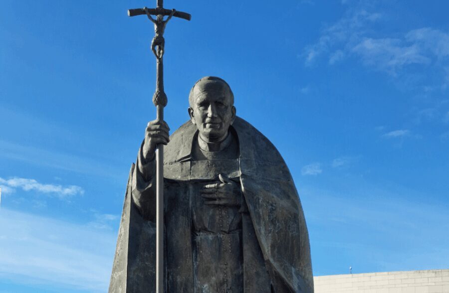 Memorable Private Full Day Tour in Fátima, Nazaré, Óbidos - The Real Value of This Tour