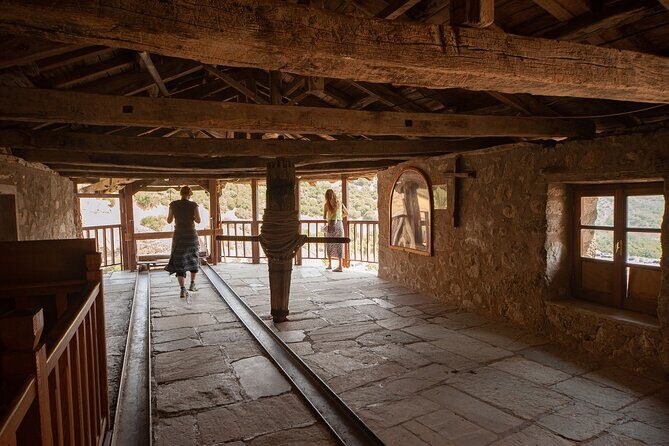 Meteora Private Monastery Tour with a Licensed Guide - The Value of a Licensed Guide