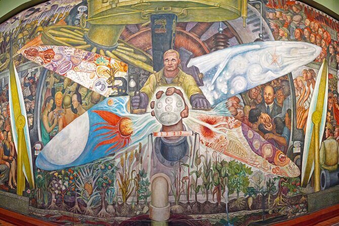 Mexico City Downtown Centro private tour+ Palacio de Bellas Artes - The Real Experiences Behind the Tour