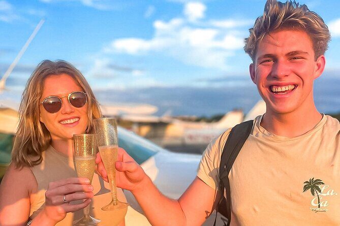 Miami: Romantic Sunset Private Airplane Tour with Free Champagne - The Experience from the Passengers View