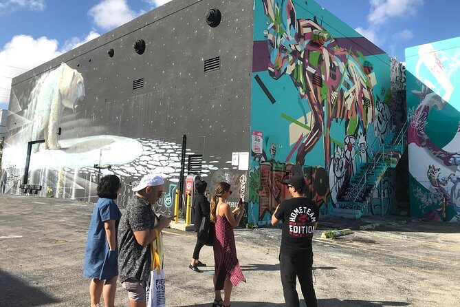 Miami's Best Graffiti Guide - Wynwood - Squad Safari - 2-9ppl - FAQ