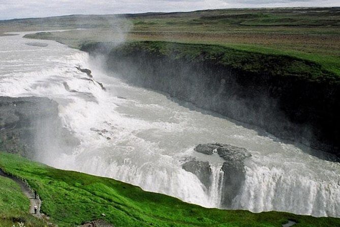 Midnight Sun Golden Circle Tour from Reykjavik - Who Should Consider This Tour?