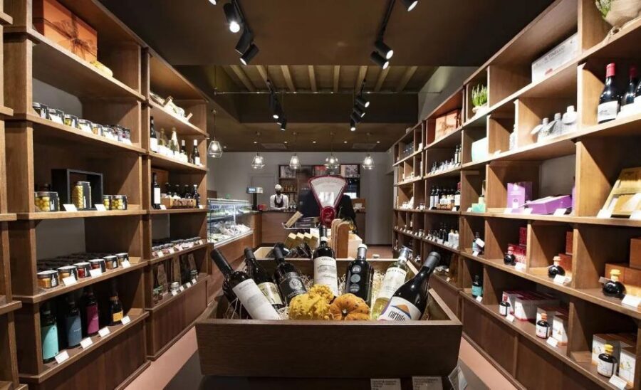 Milan: Aperitivo with Tasting Plate & Glass of Wine - Who Will Love This Tour?