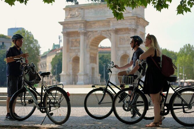 Milan: Bicycle Tour Live Tourist Guide 3 hours and half - The Itinerary: A Walk Through Milan’s Heart