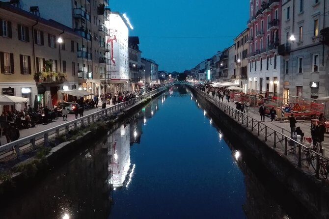 Milan Highlights by Vintage Tram Guided Tour - FAQs