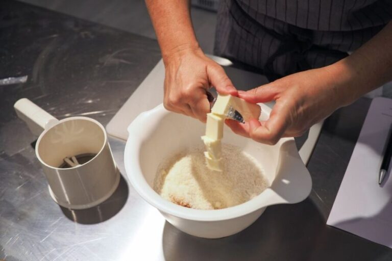 Milan: Italian Cooking Class with Food and Wine - An In-Depth Look at the Cooking Experience