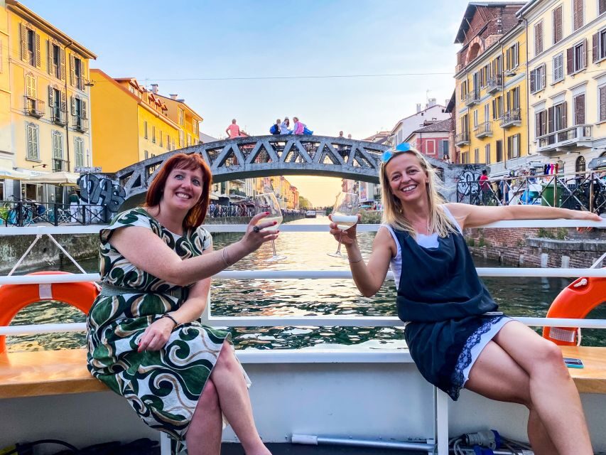 Milan: Navigli District Canal Boat Tour with Aperitivo - Detailed Breakdown of the Itinerary