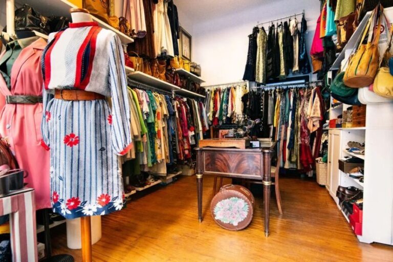 Milan: Vintage Shopping Tour - Itinerary Breakdown and Shop Highlights