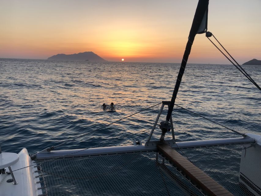 Milos: Sunset Catamaran Cruise with Kleftiko Visit - What Makes This Tour Stand Out?