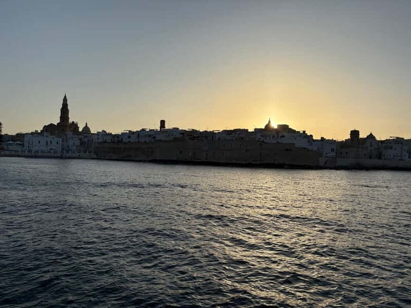 Mini tour in boat on the coast of Monopoli - What the Itinerary Looks Like