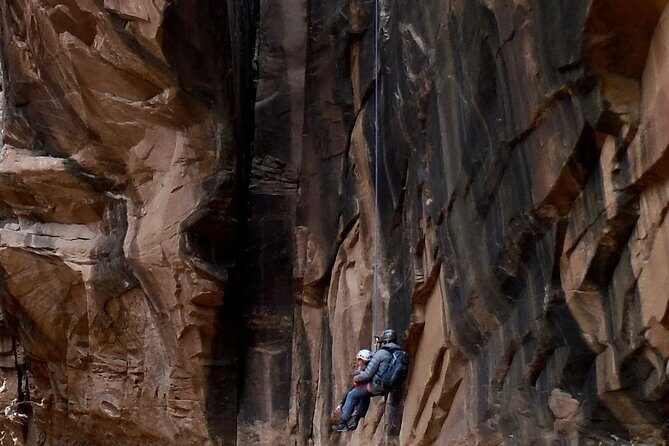 Moab Rappeling Adventure: Medieval Chamber Slot Canyon - The Price and Value