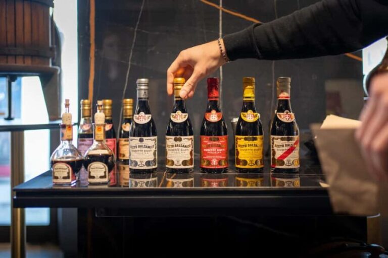 Modena: A Full Meal Walking Food Tour with a Local - The Guides and Atmosphere