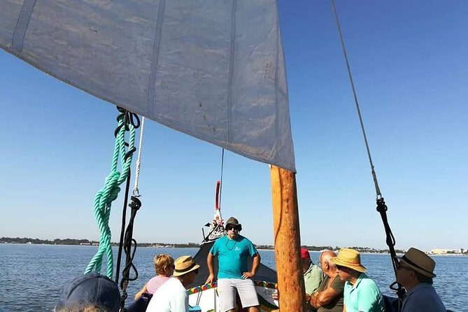 Moliceiro boat tour through the Ria de Aveiro! - FAQs about the Moliceiro Boat Tour in Aveiro