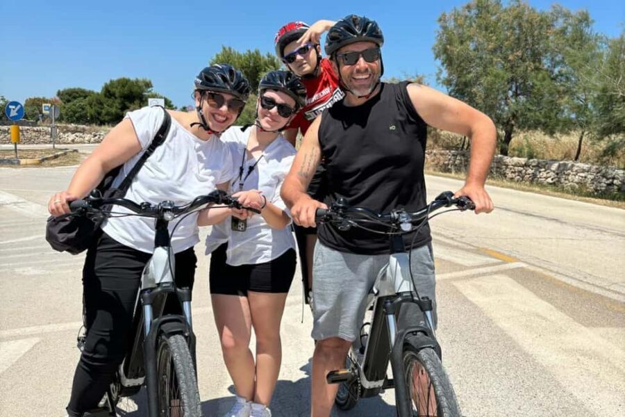 Monopoli: E-Bike Tour with Sandwich and Wine - Authenticity and Local Flavor at Every Turn