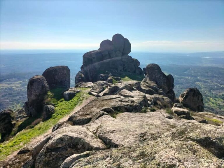 Monsanto (TV Game of Thrones): Private Day Tour from Lisbon - How the Day Is Structured