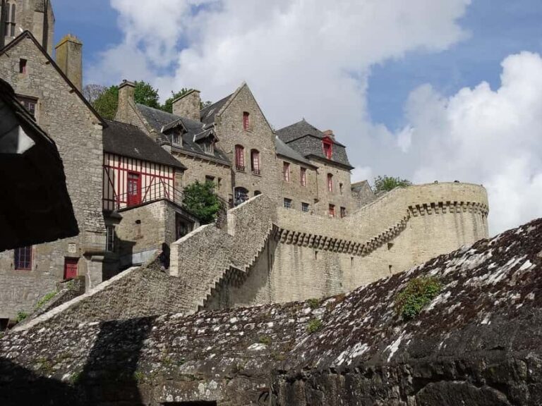 Mont Saint Michel : Day Trip from Caen or Bayeux - Who Should Consider This Tour?