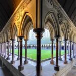 Mont Saint Michel : Full day private guided tour from Paris - What Does the Experience Feel Like?