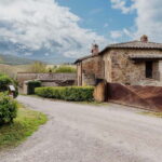 Montalcino: a unique and engaging tour of the Brunello winery - The Landscape and Artistic Touches