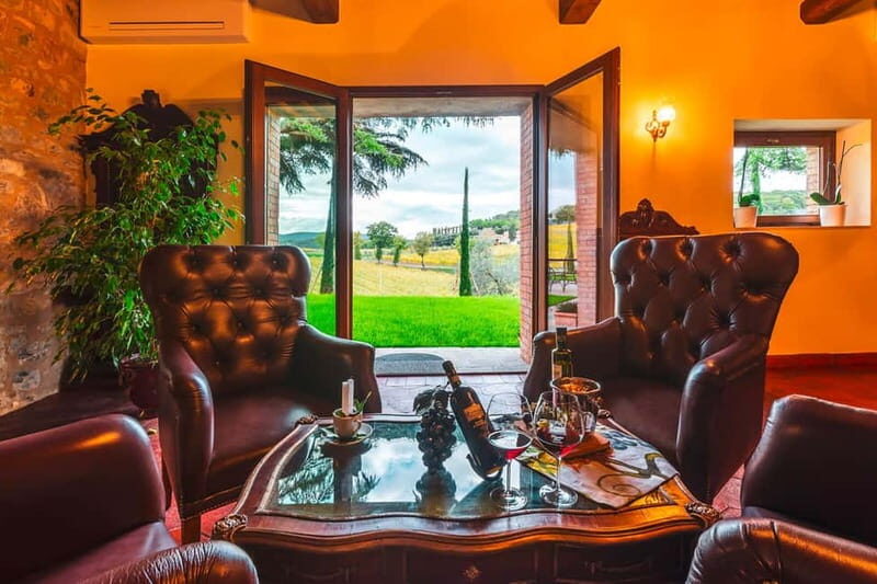 Montalcino: Vinyard Tour with Vertical Brunello Tasting - Why This Tour Might Be Perfect for You