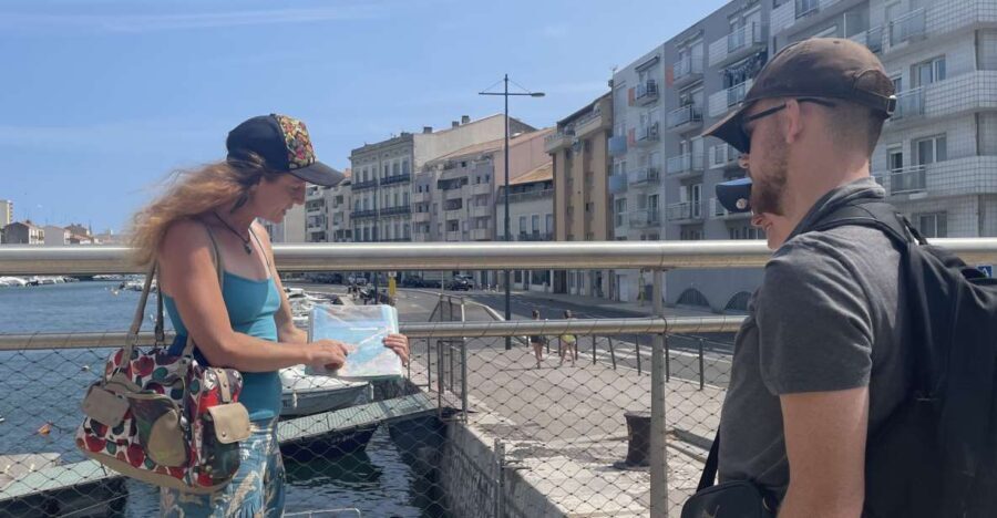 Montpellier : half-day trip walking tour in Sète and oysters - Meeting Oyster Farmers and Learning the Craft