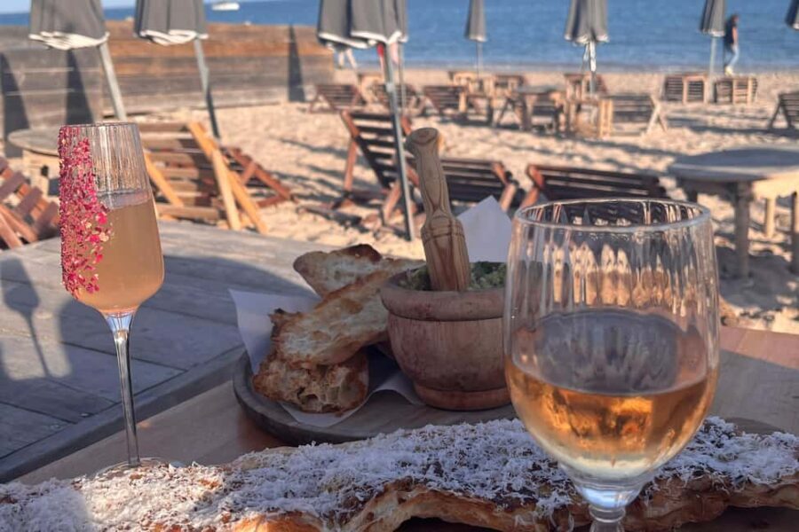 Montpellier: Private Walking Tour with Licensed Guide - What to Expect During the Tour