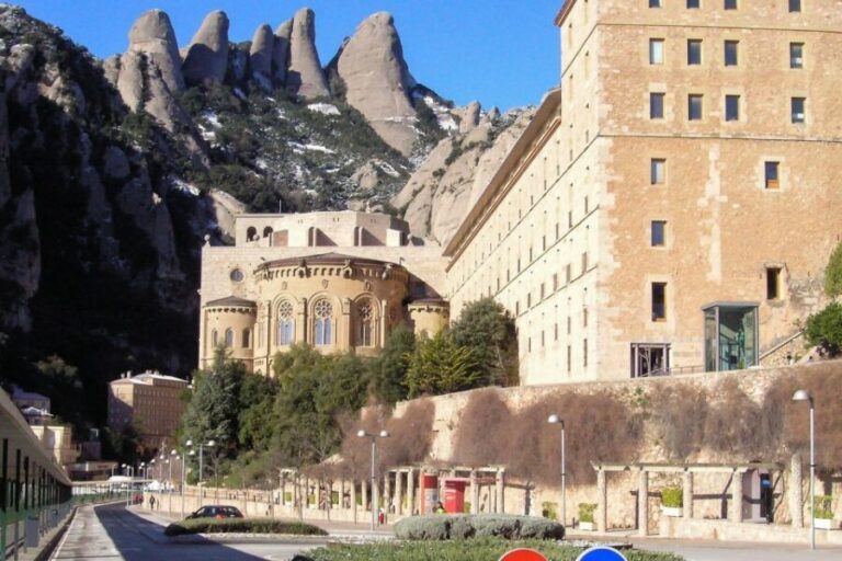 Montserrat: 6-Hour Tour with a Choice of 3 Levels of Hiking - A Closer Look at the Montserrat Experience
