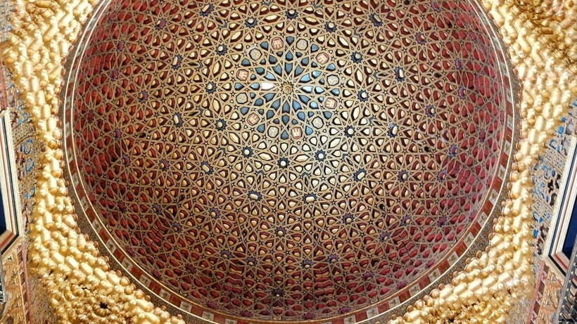 Monumental Tour: The Essence of Seville: Royal Alcázar and Cathedral - A Closer Look at the Tour Experience