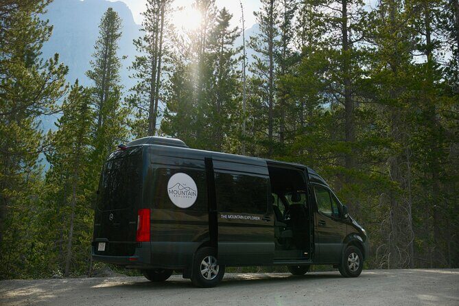 Moraine Lake and Lake Louise day Tour from Canmore and Banff - Is the Price Worth It?